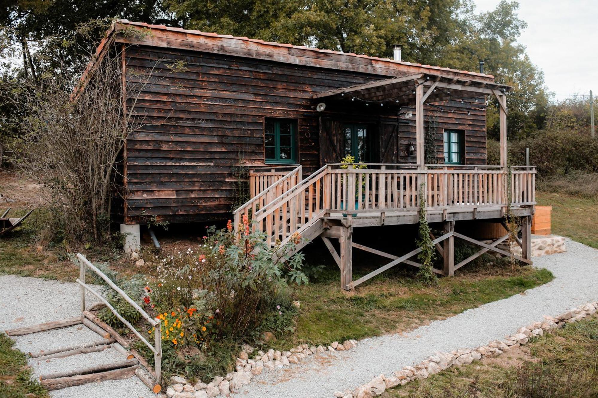 La Ferme Du Pont De Maumy, Cabane Au Bord De L'Etang Et Bain Nordique Busserolles Luaran gambar